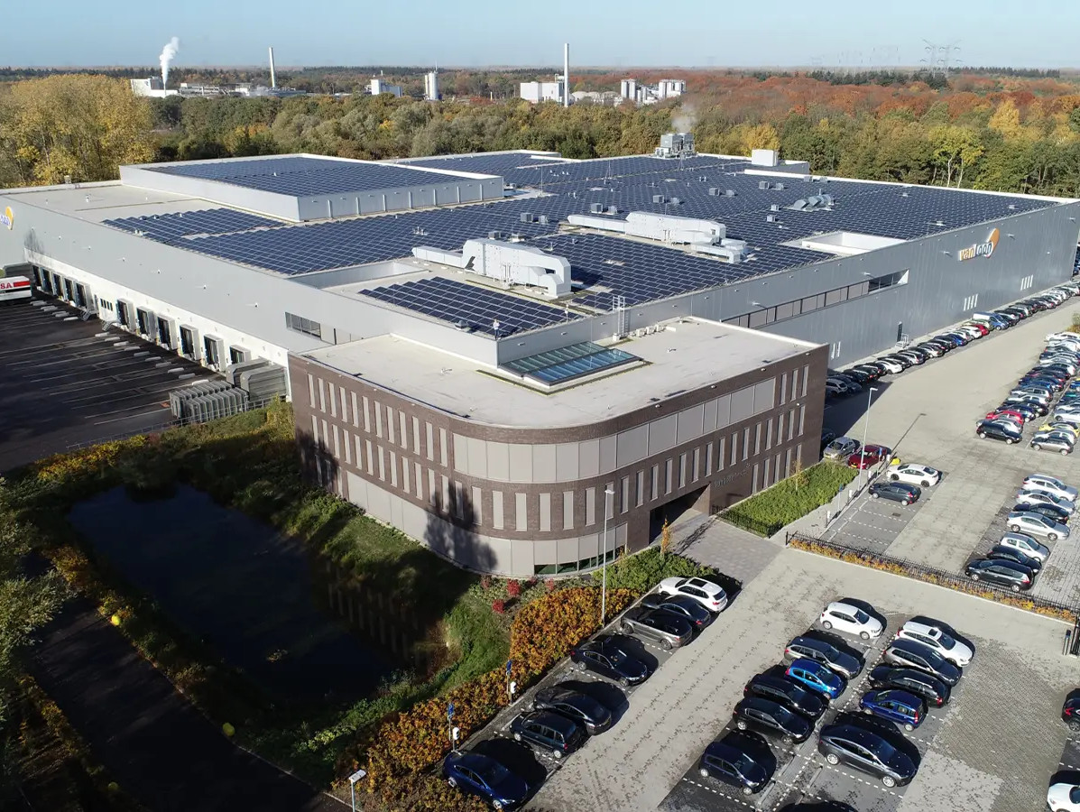 Van Rooi and Van Loon Group join forces